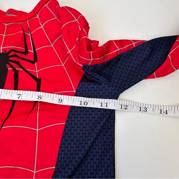 Spider-Man Costume - Picture 5 of 8